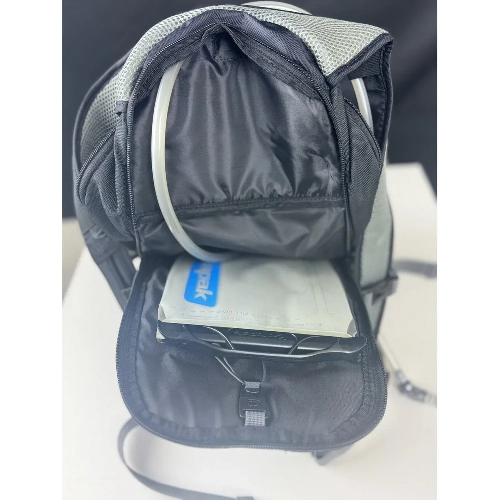 NWT OGIO Baja 1650 Hydration Day Pack Backpack – Michelob Ultra Logo